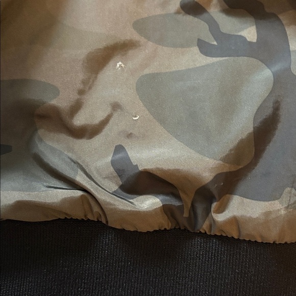 Men's Rock & Republic Jacket Camouflage Bomber Windbreaker Embroidered Birds M. - Picture 7 of 7